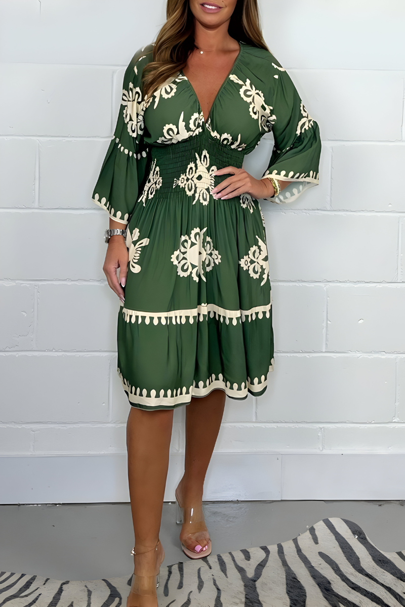 Eloise | Flattering knee-length dress